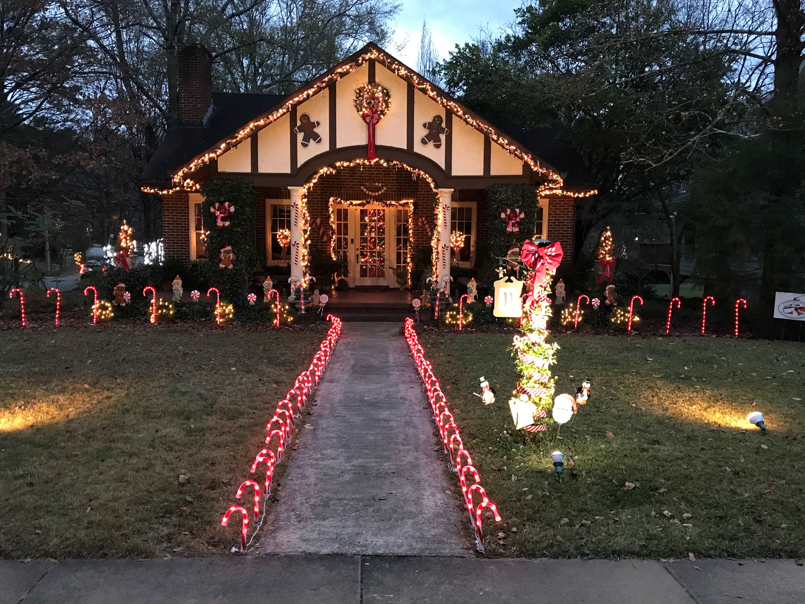 Lynn Boyd and Harry Vann 11 Fairfield Plaza
